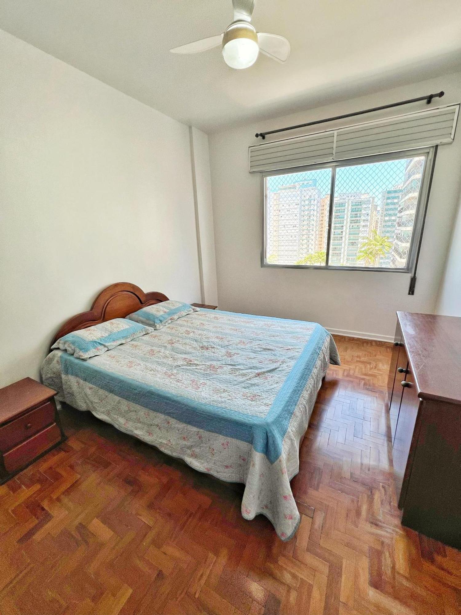 Apartamento 4 Quartos, 3 Banheiros, Vista Para O Mar Pitangueiras, Sacada, 1 Vaga De Garagem, Apenas 50 Metros Do Mar Guarujá Eksteriør bilde